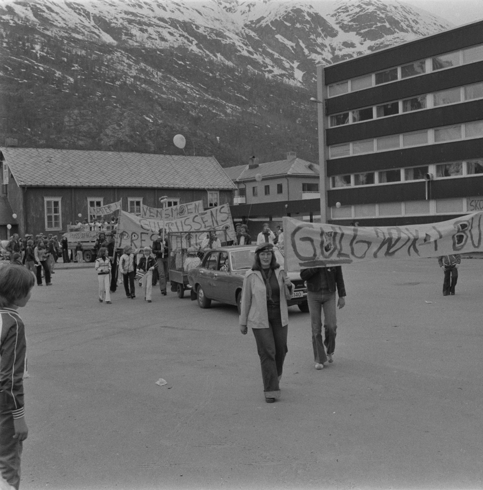 Rødrussen på Gymnasplassen 17.Mai 1978.