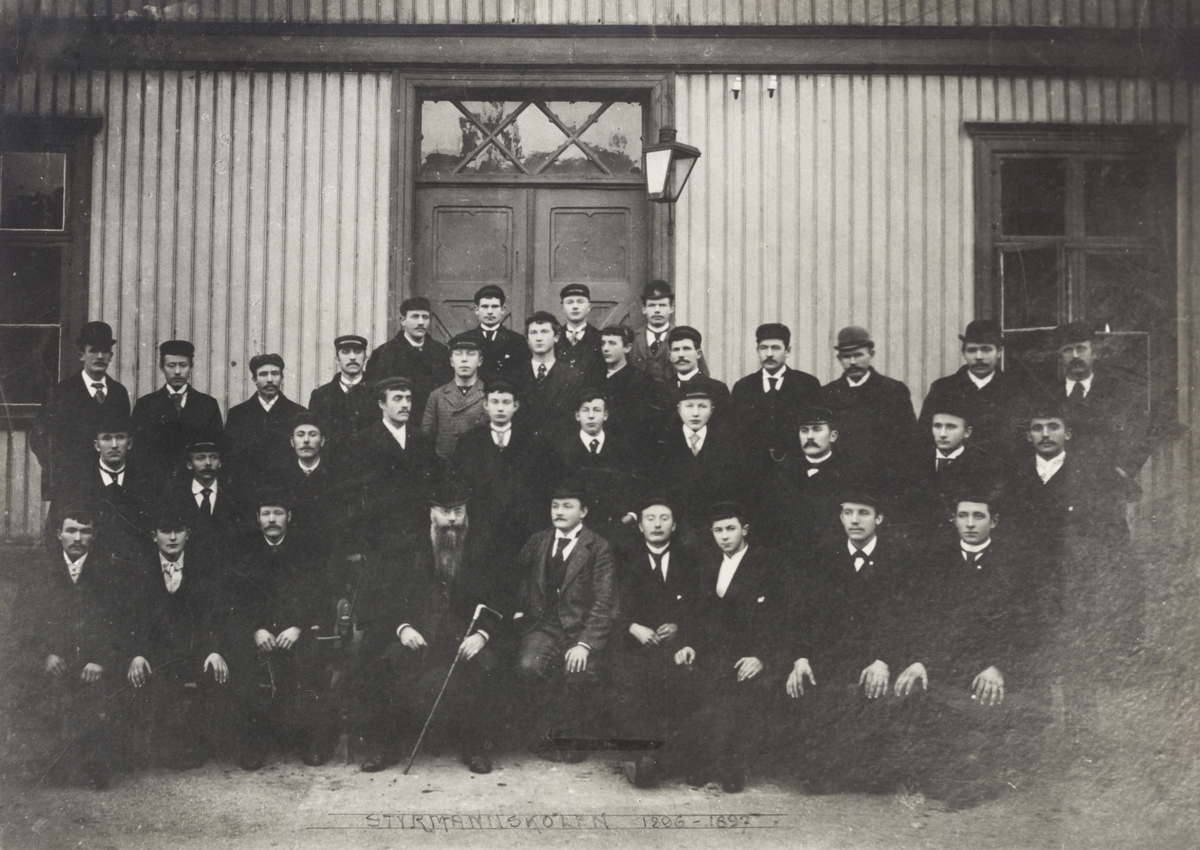 Gruppebilder - Styrmansskolen 1896/97