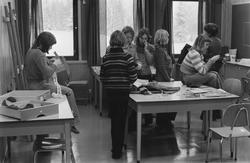 Bleikvassli skole Januar 1978. 
Tekstilforming i 5. og 6. kl