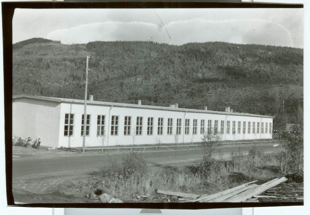 Shoddyfabrikken eid av Jarle Jørgensen, her ble det produsert madrasser.