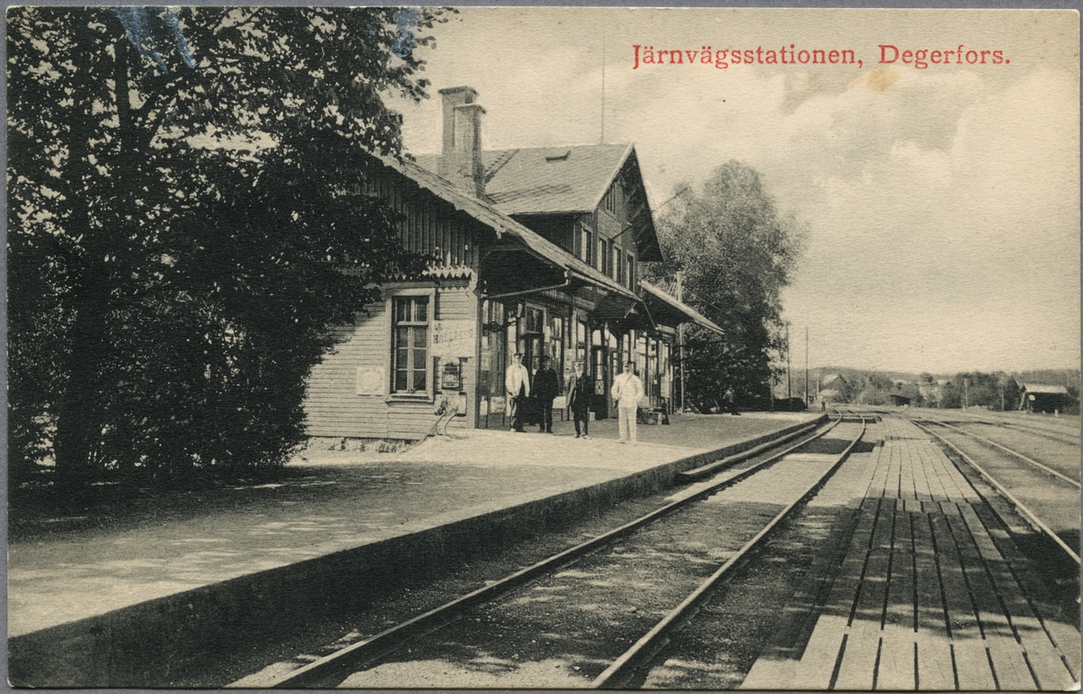 Degerfors station.