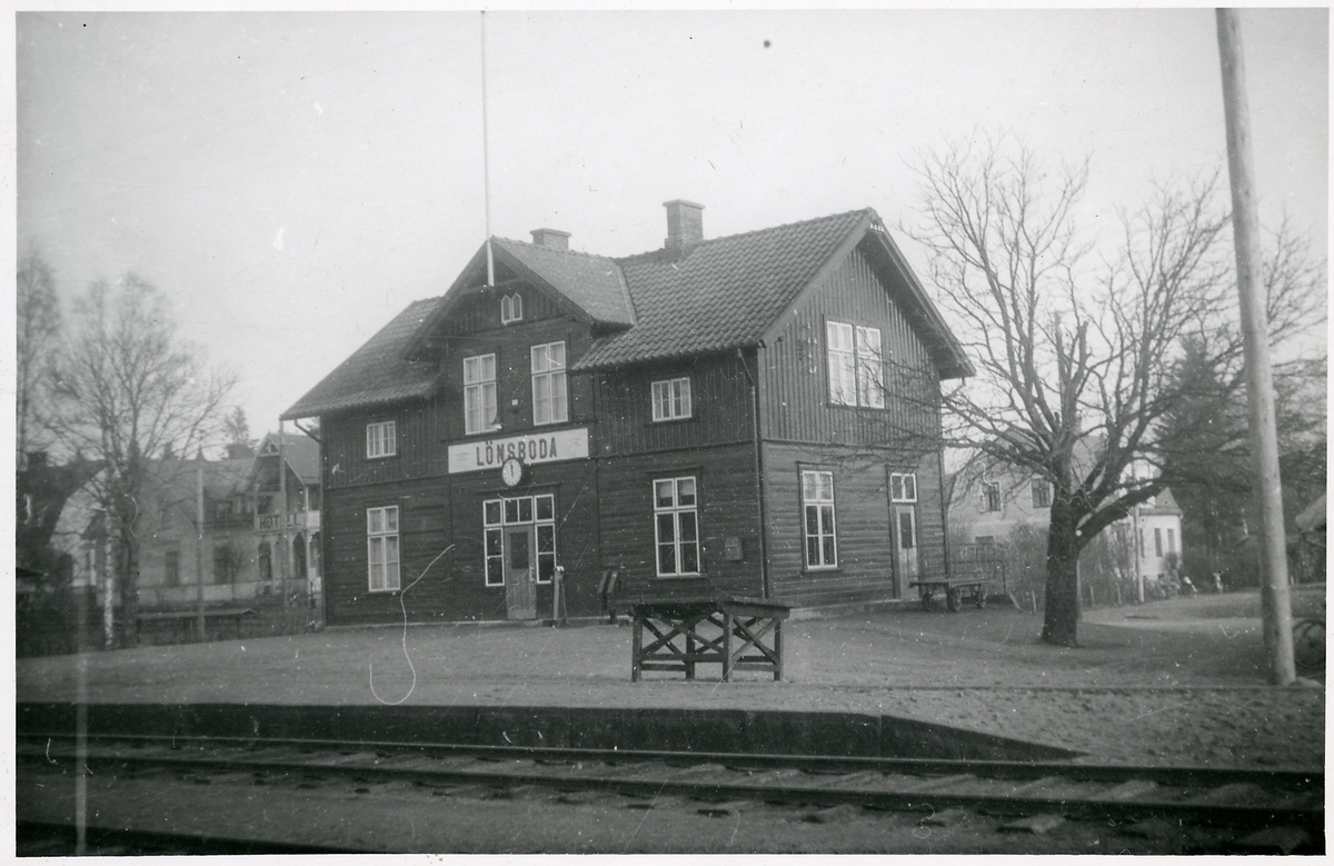 Lönsboda stationshus. - Järnvägsmuseet / DigitaltMuseum