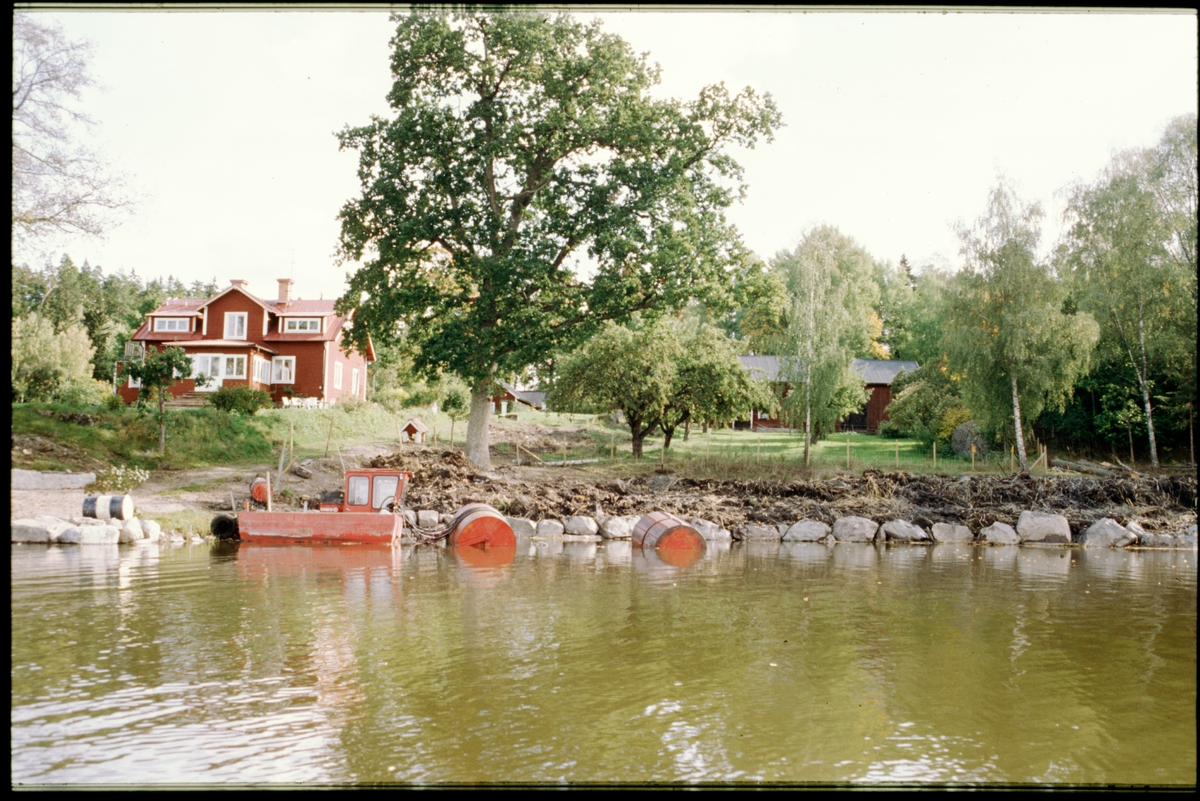 Stensätter, öster om Lännasjön.