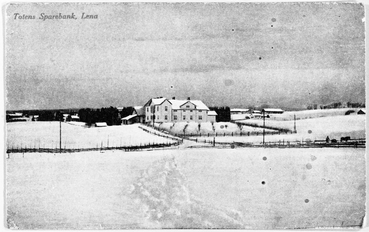 Totens Sparebank, Lena. Postkort.
Bildet er tatt før (fødselsdag) 24/2-1917.