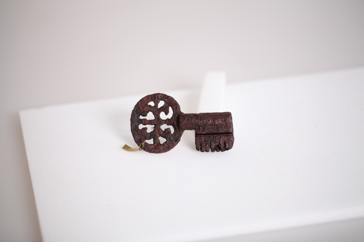 Nøkkel av jern fra middelalder funnet på Østre Kraby.