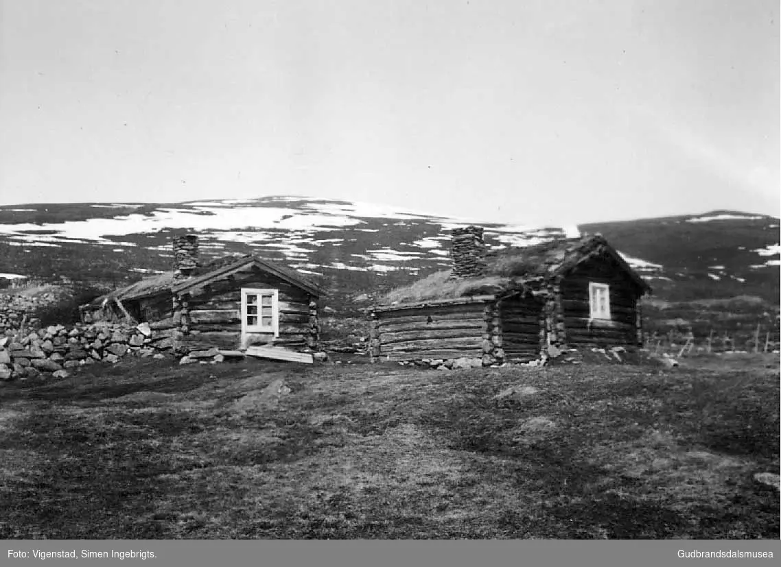 Sandåseter ved Vålåsjøen på Dovrefjell