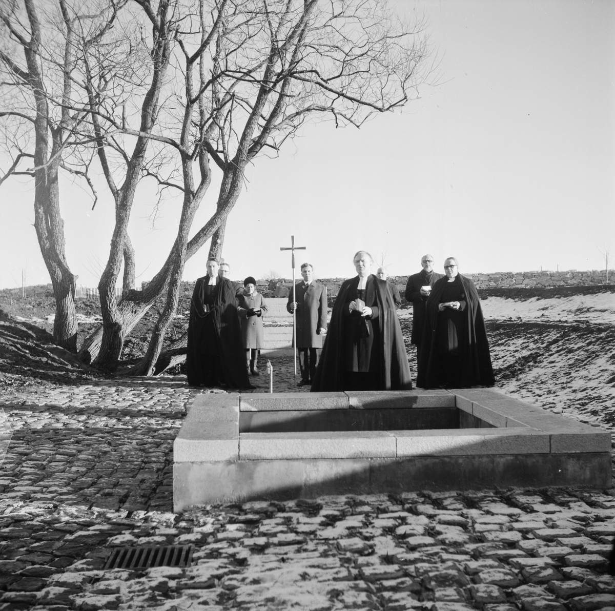 Invigning av utvidgad kyrkogård, Östervåla, Uppland 1971