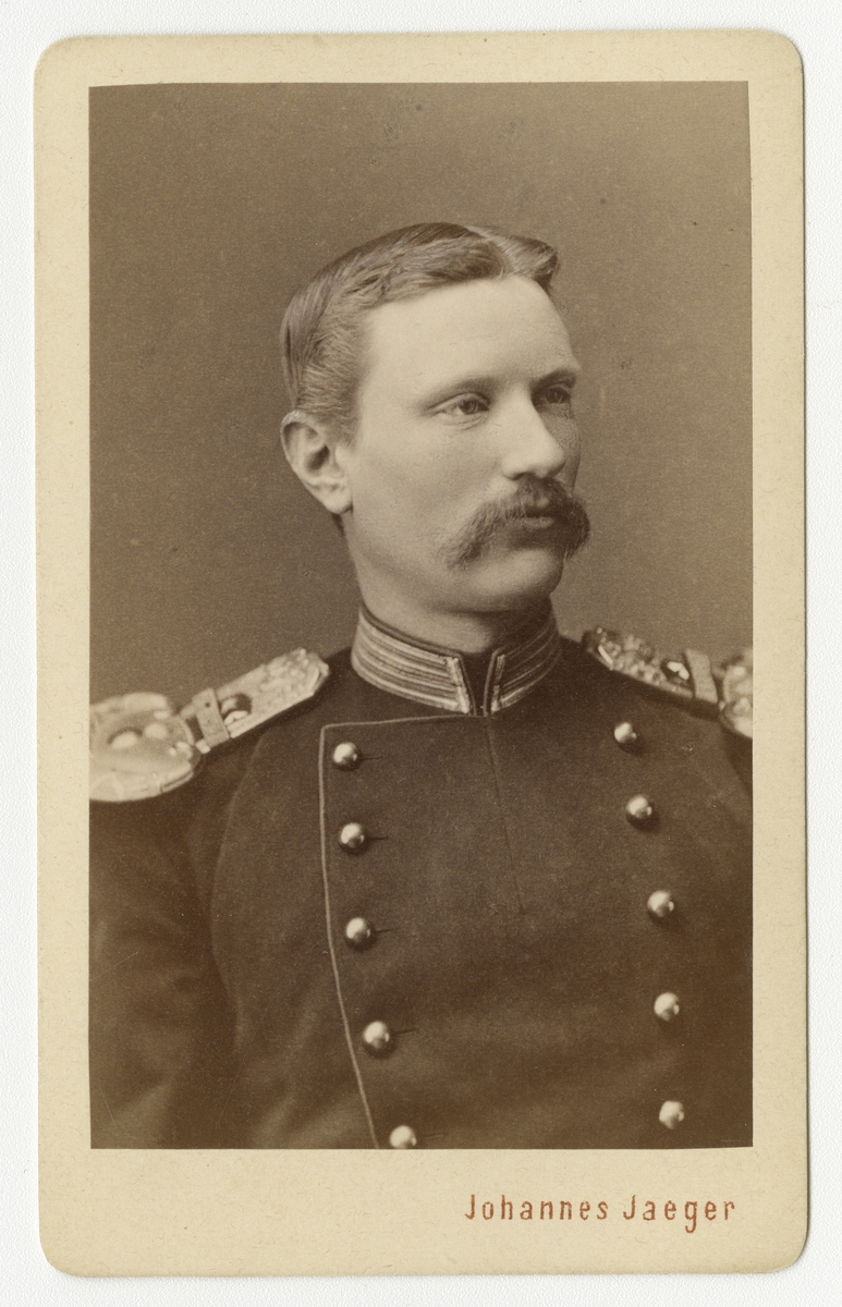 Porträtt av Bernhard Gustaf Miles Fleetwood, löjtnant vid Smålands grenadjärbataljon.