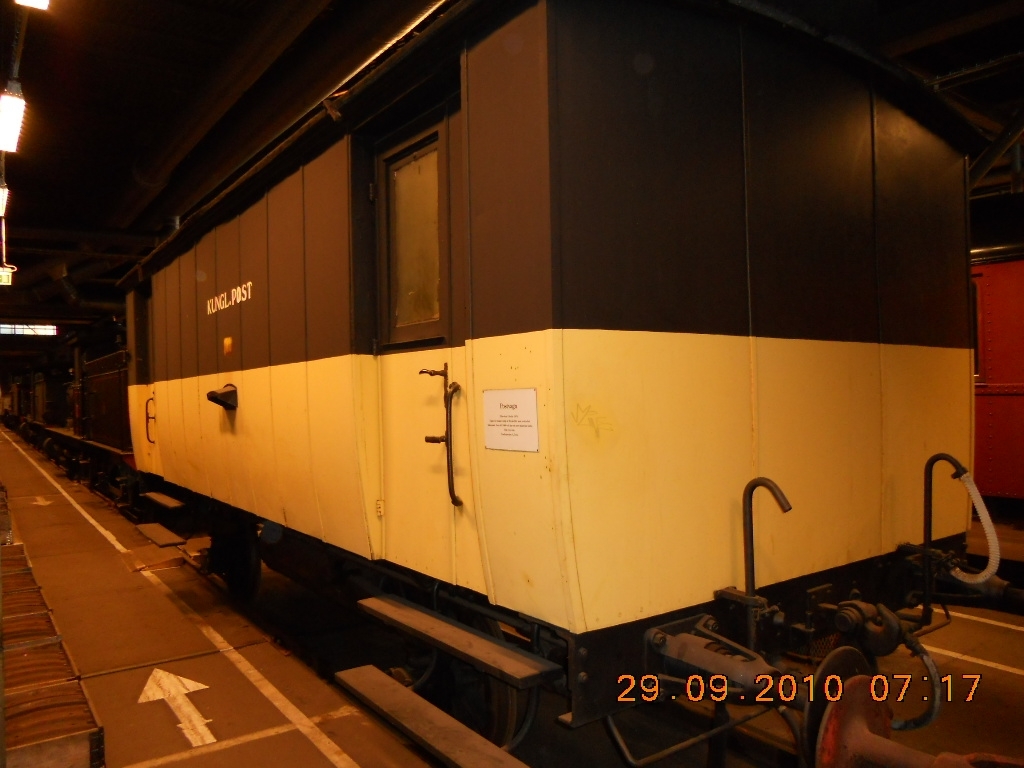 Postvagn - Järnvägsmuseet / DigitaltMuseum