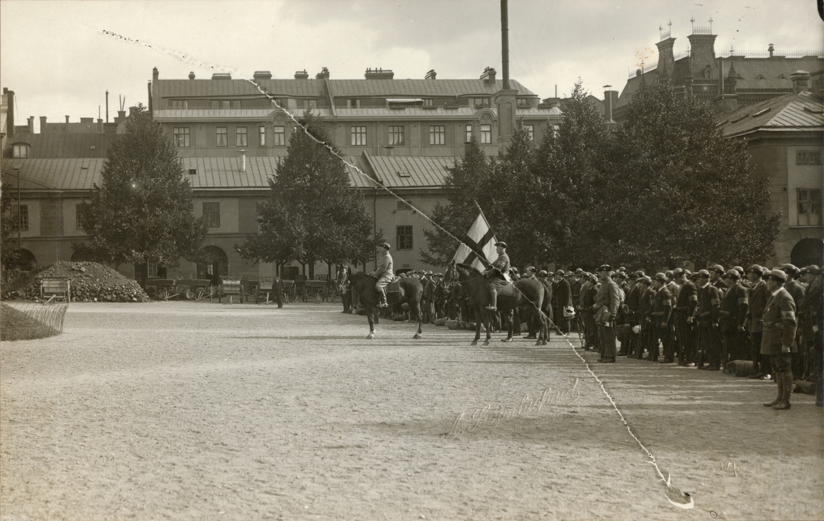 Landstormens mobilisering 1914, uppställning på Artillerigården utanför Armémuseum.