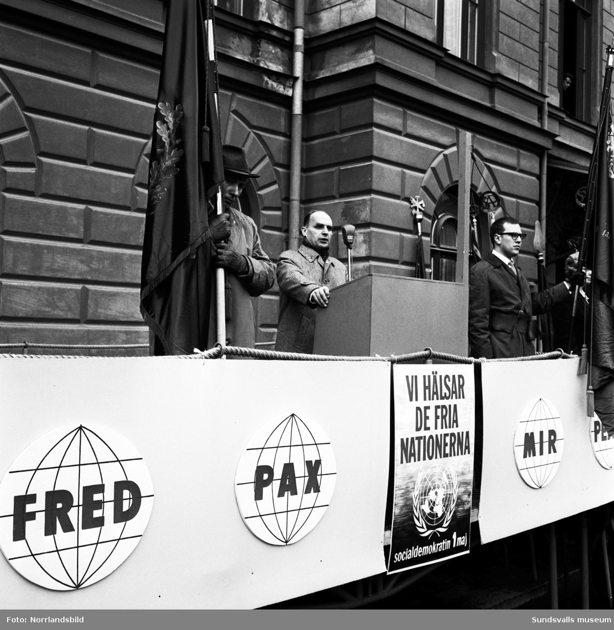 1 maj-demonstration och tal av inrikesminister Rune Johansson.