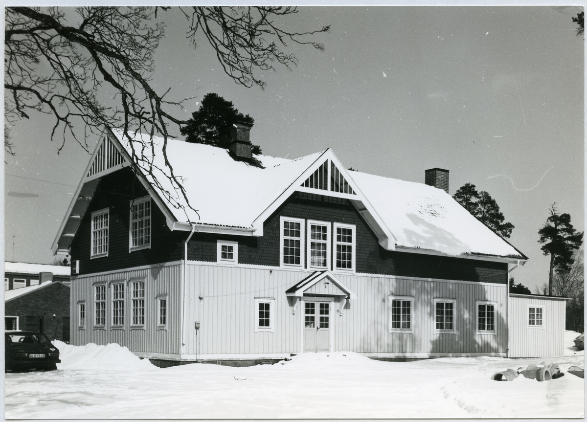 Ramnäs sn, Surahammar.
F.d. Kommunalhuset i Ramnäs, 1978.