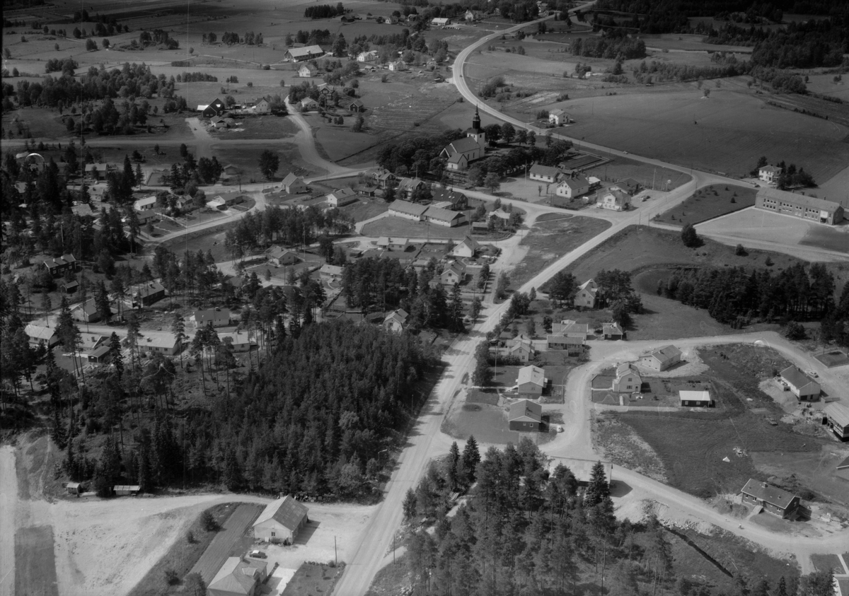 Flygfoto över Lekeryd i Jönköpings kommun. 1302 / 1966