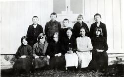 Skoleklasse fra Borgan. Fra venstre: Borghild Hestø Ramstad 