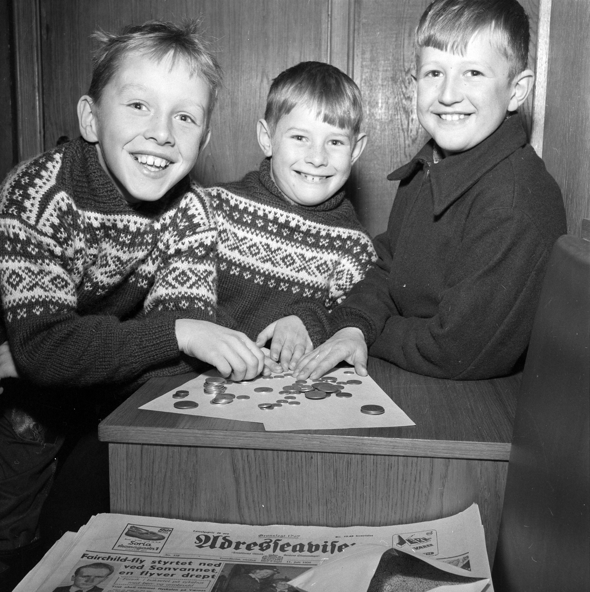 Tre gutter fra jernbanebyen på Heimdal med penger til gamle og syke tjent på snømåking
