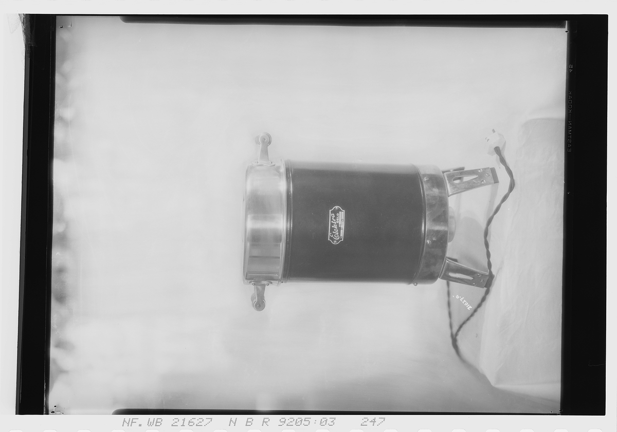 Elektrisk apparat fra Elektra, ant ovn, Per Kure. Fotografert 1928.