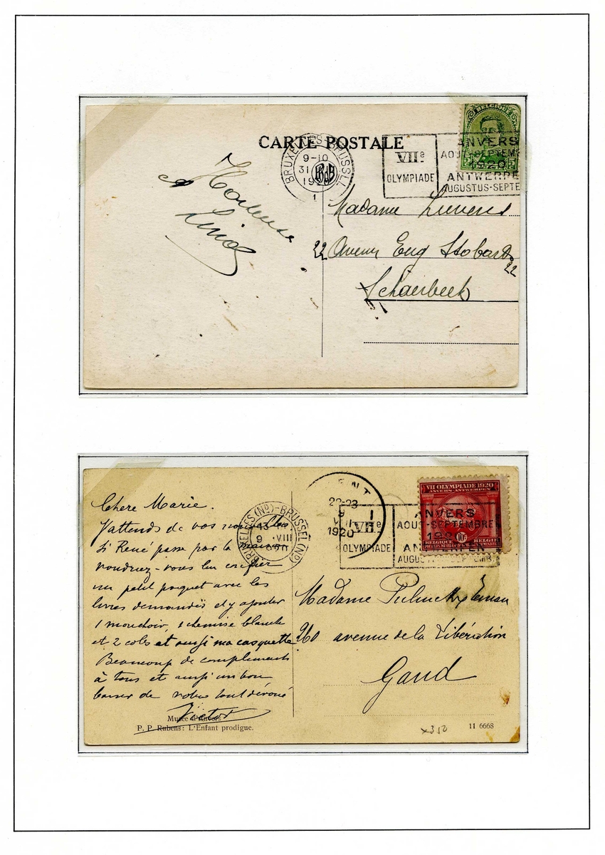 To postkort montert på albumside. Det første postkortet er franker med et frimerke med bilde av kong Albert I av Belgia. Det andre postkortet har olympisk frimerke. Begge kortene er stemplet i Brussel i 1920.