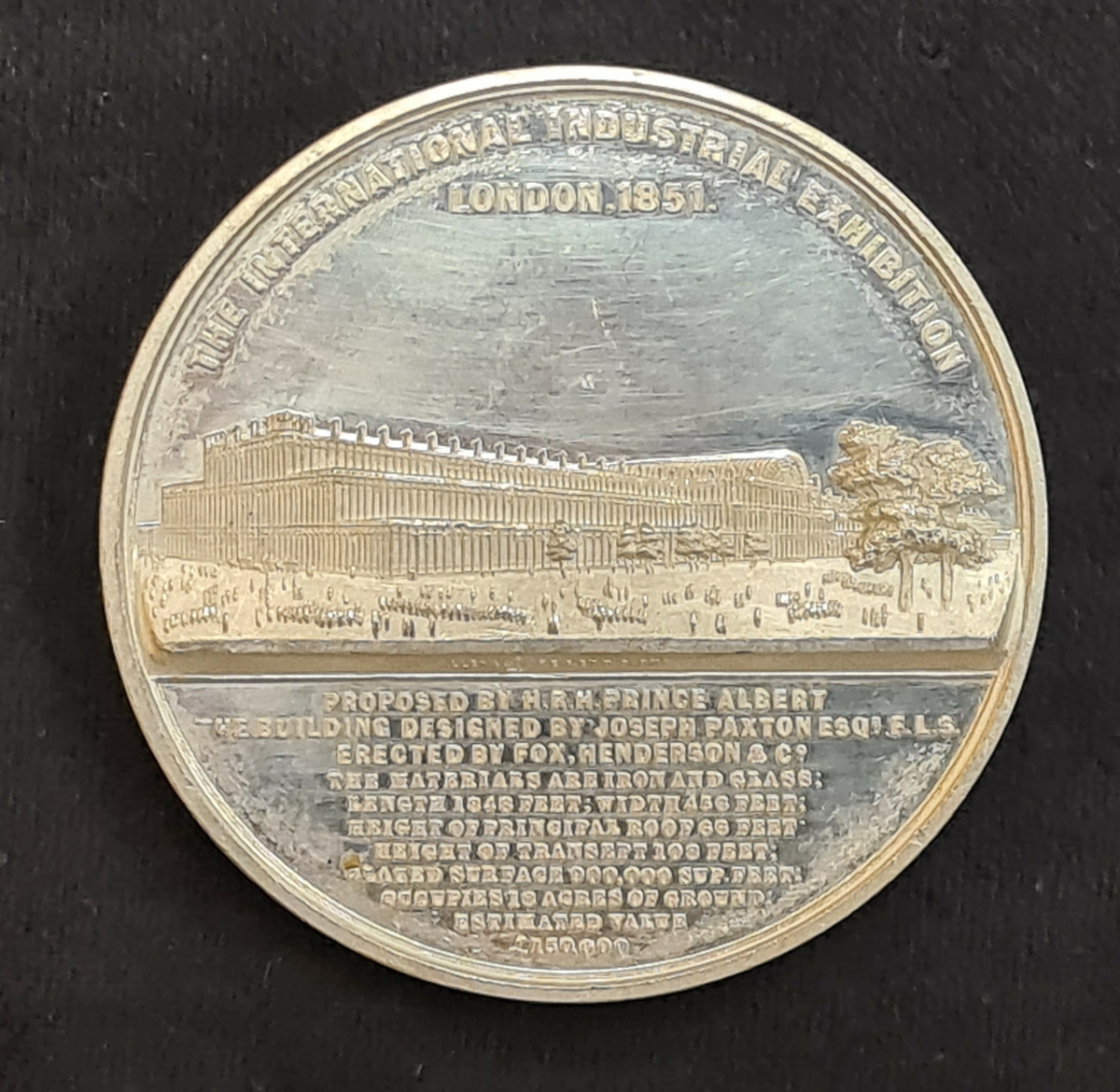 Medalj från Världsutställningen i London år 1851.
Präglingen visar Crystal Palace.
