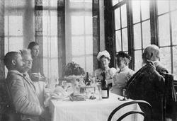 Bjørnson, restaurant, familie, venner,