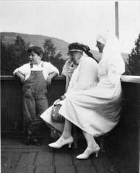 Aulestad, veranda, gutt, sykepleierske,