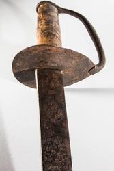 "Denne ble funnet bak panelen i en vegg i gamlehuset i Myra"