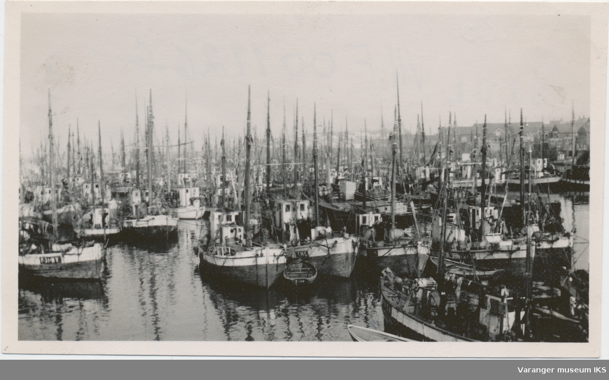Fiskebåter på Nordre Våg, 1930-tallet