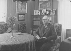 Statsminister Johan Nygaardsvold i sitt hjem