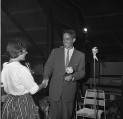 BÅSEN UNGDOMSRESTAURANT I HAMAR PARK, ROCKEKONKURRANSE, UTDE