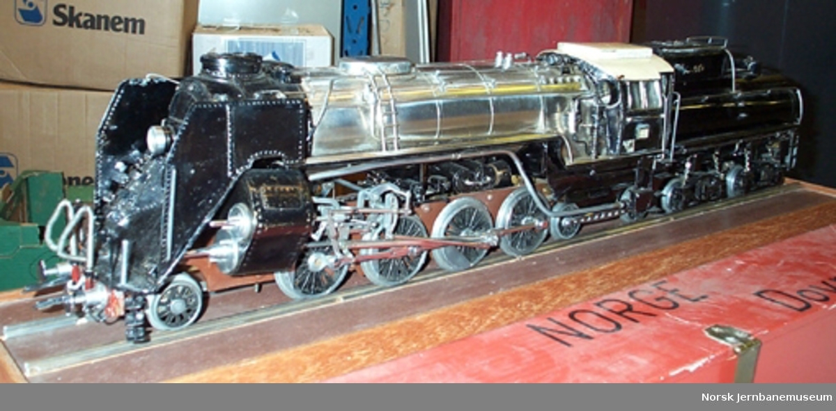 Modell av damplokomotiv NSB type 49b nr. 465
