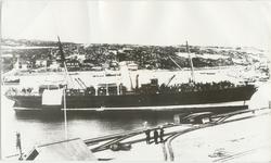 En av rutebåtene mellom Vardø og Arkhangelsk møter tolloppsy