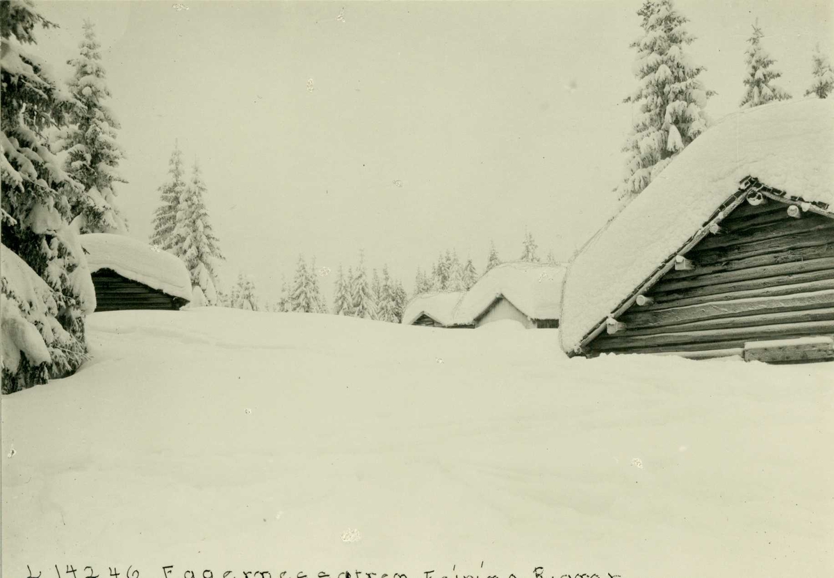 Fagernesseteren, Feiring, Eidsvoll, Akershus. Seterhus i snø.
