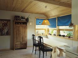 Liten spiseplass i et av husene i Hadlabrekko Burettslag ved