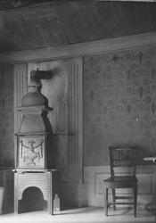 Interiør med jernovn, Stenbueng, Storlidalen, Oppdal, Sør-Tr