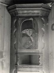 Detalj på hjørneskap, Holberget, Lønset, Oppdal, Sør-Trøndel