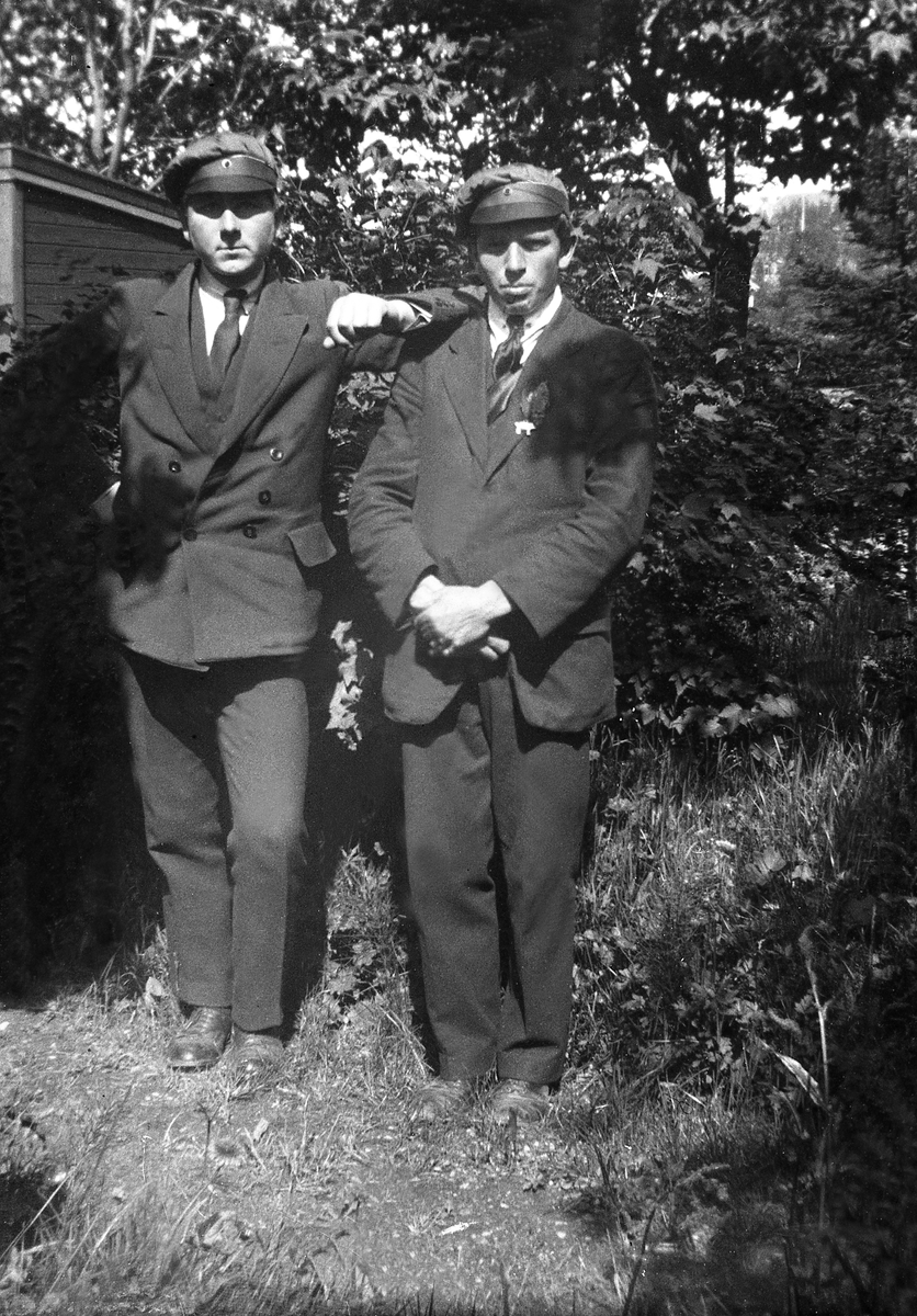 Johan Richter og antagelig Francis Bennett som russ i 1919.