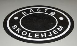 Gulvdekor laget med utgangspunkt i originalstempel fra Bastø