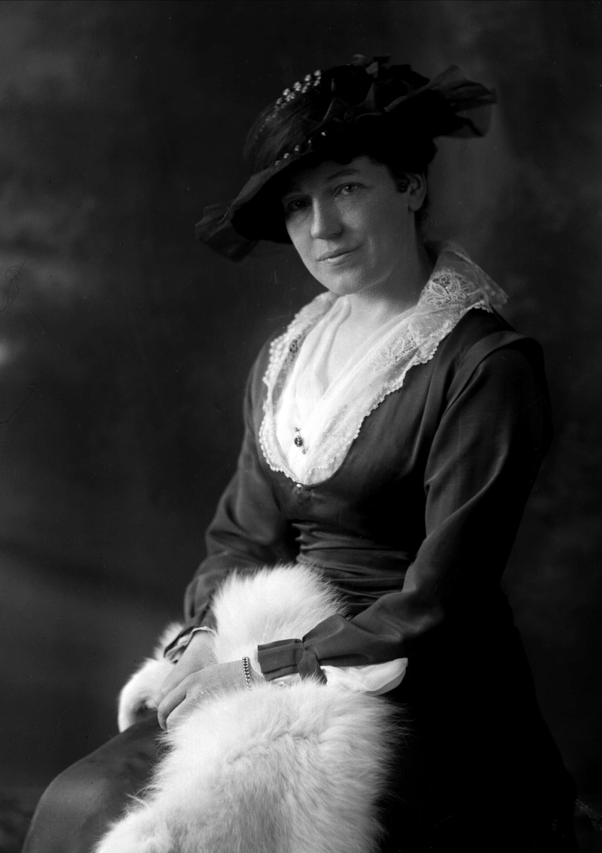 Portrett av Antoinette Cappelen, født Von der Lippe.