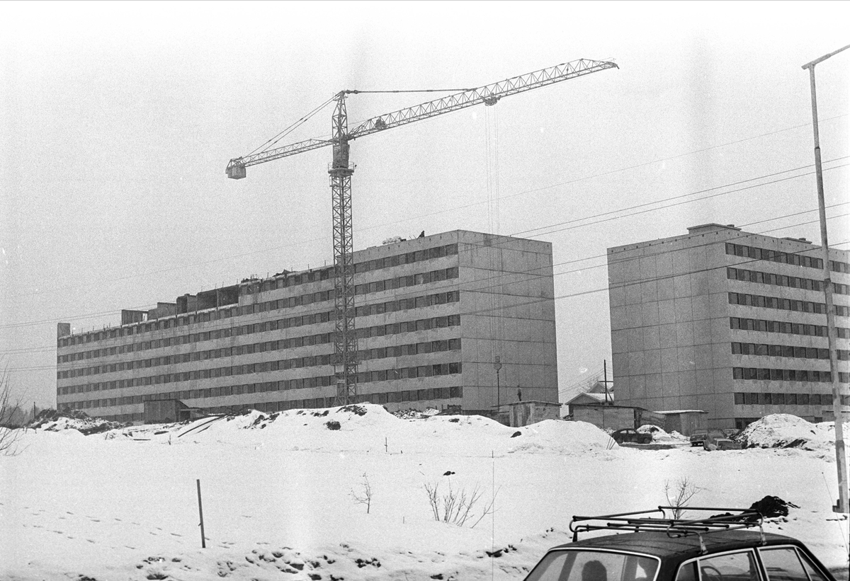 Haugenstua, Oslo 20.06.1969. Bygging av boligblokk