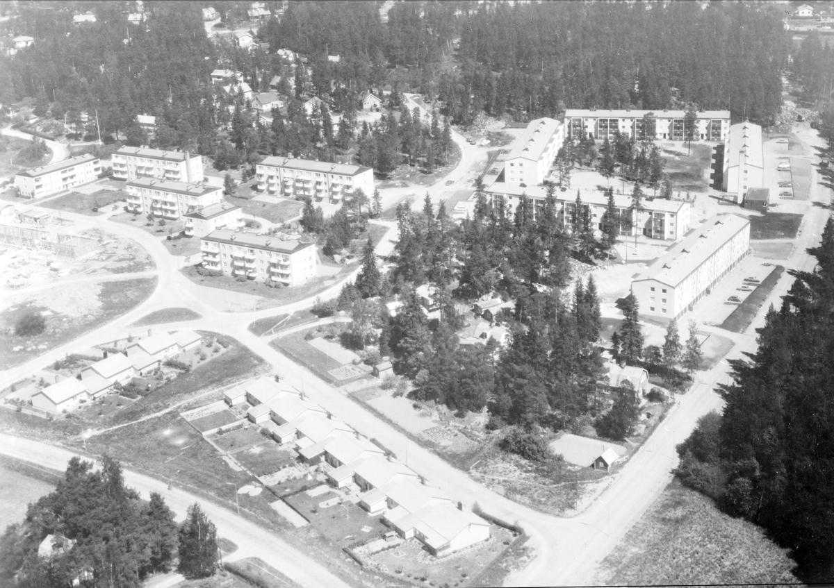 Flygfoto över Särstaområdet, Knivsta, Uppland 1966
