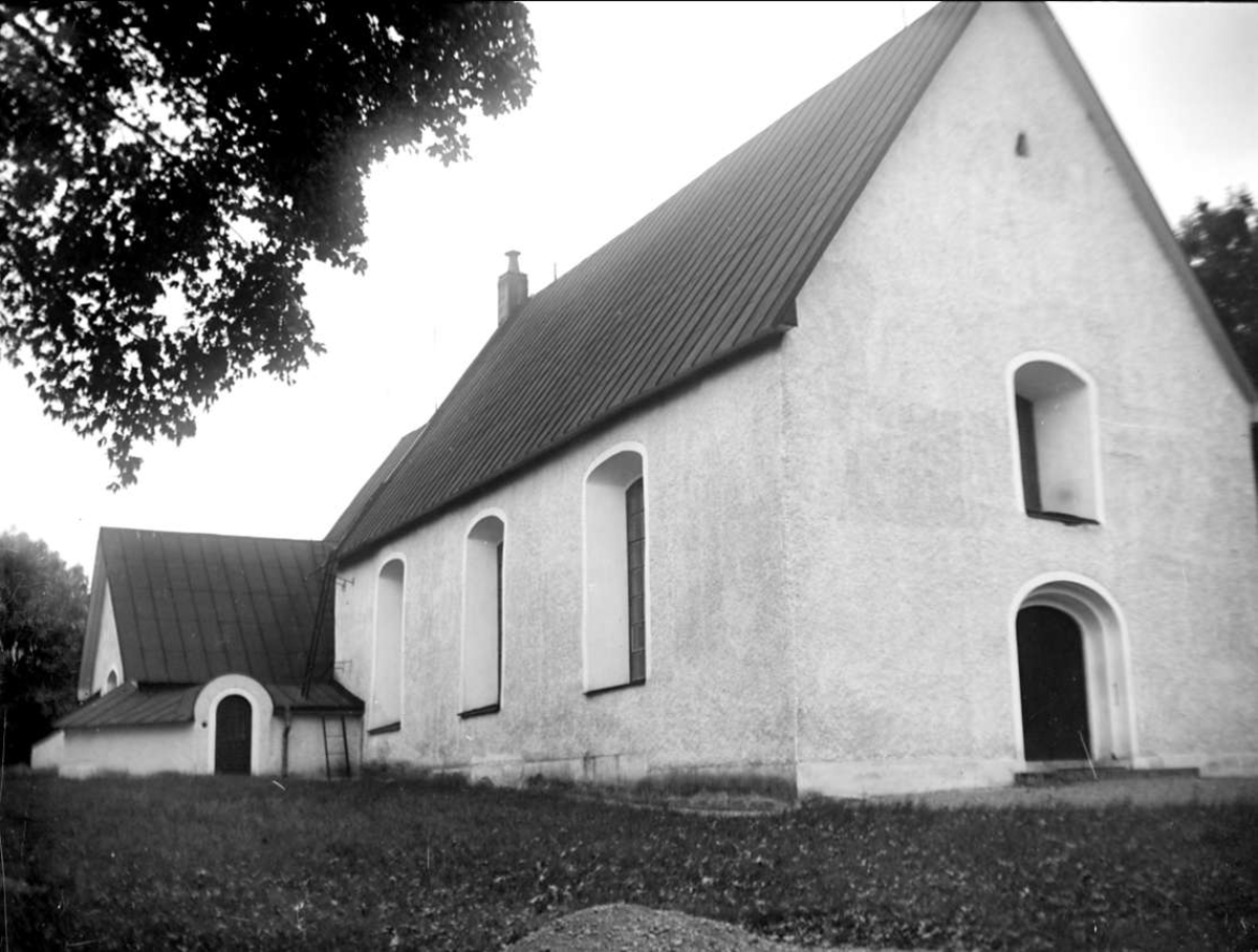 Villberga kyrka, Villberga socken, Uppland i september 1925