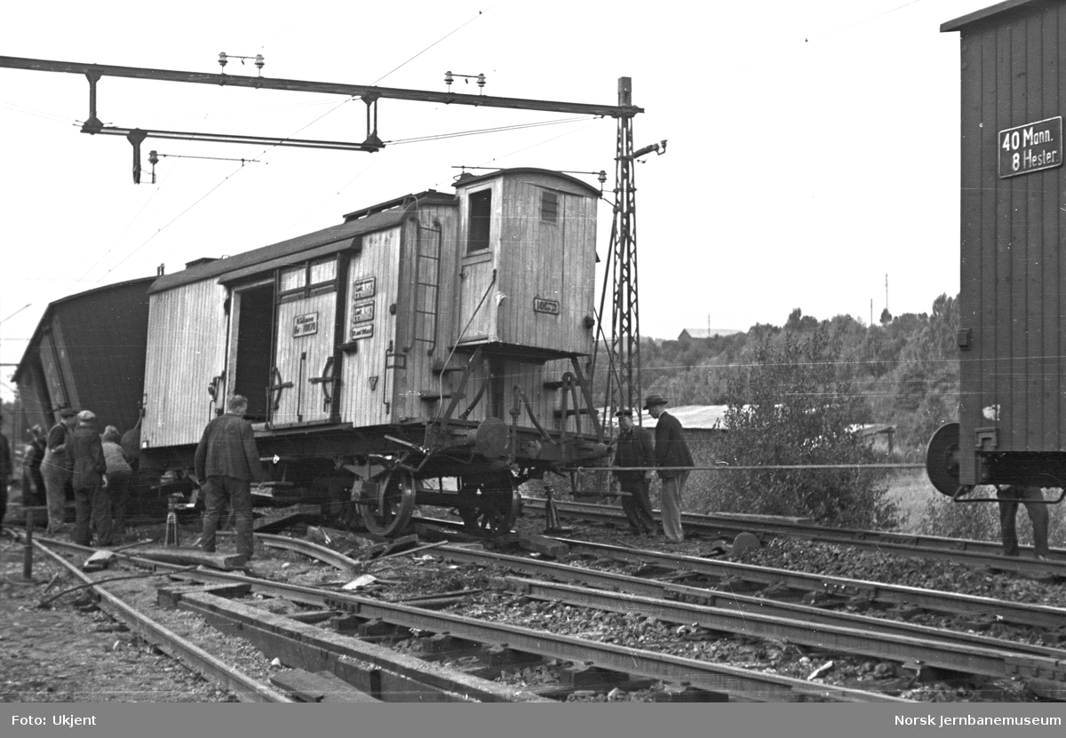 Avsporede godsvogner på Grorud stasjon