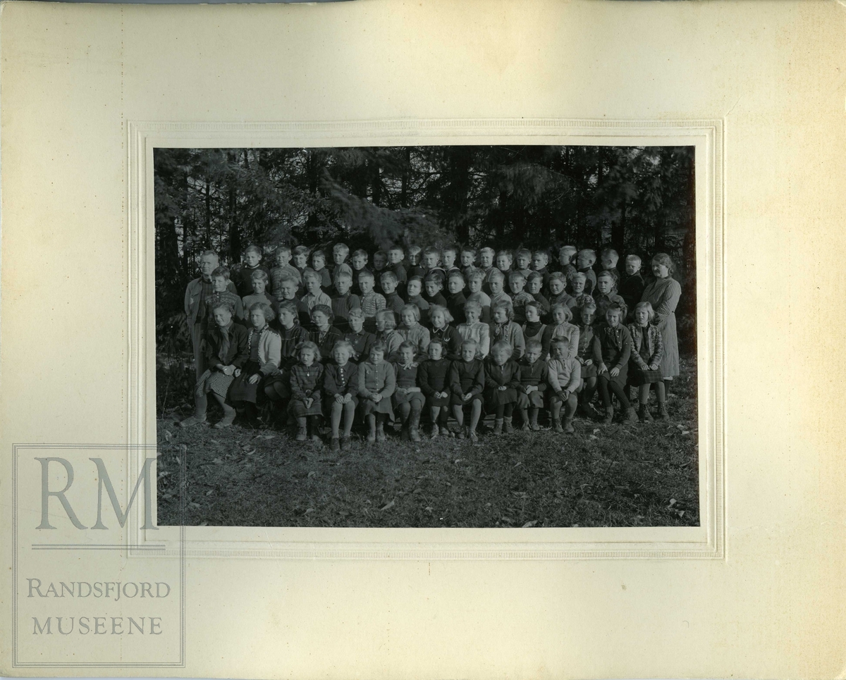 Skolebilde fra Leikvoll skole 1942
