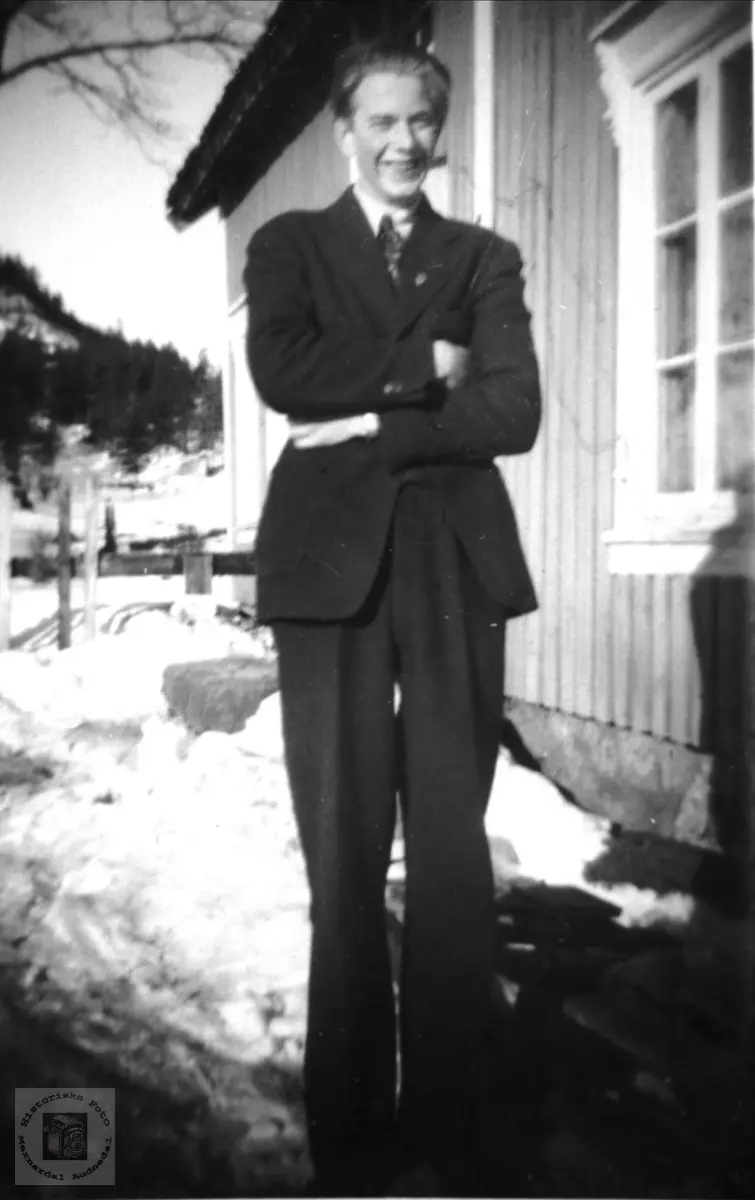 Portrett av stram kar. Olav Fjellestad, Laudal.
