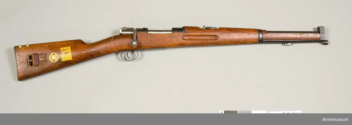 Grupp E II.
Karbin m/1894 av system Mauser.