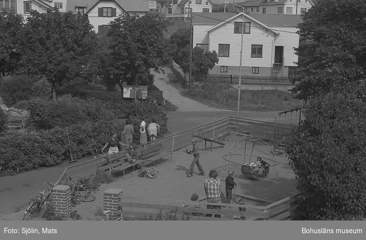 Kring lekplatsen och parken, Fotö