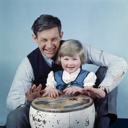 dobbeltportrett, mann, artist, jente, tromme