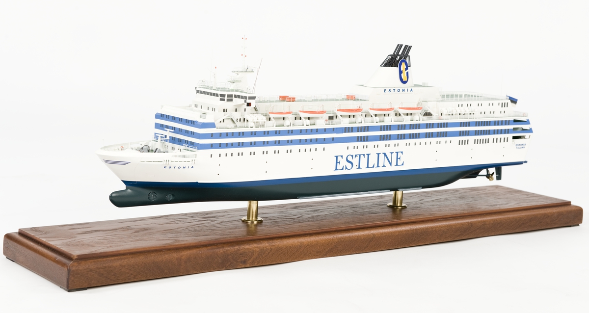Modell av passagerar m/s ESTONIA.