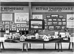 Østfoldutstillingen i Sarpbsborg 1930. Utstiller: Ise meieri