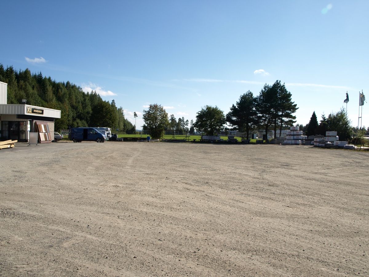 Ved Stykkensletta i Slitu fantes flere steder hvor taterne pleide å ha leirplass.
Flera platser på Stykkensletta i Slitu användes av resandefolket som lägerplats.