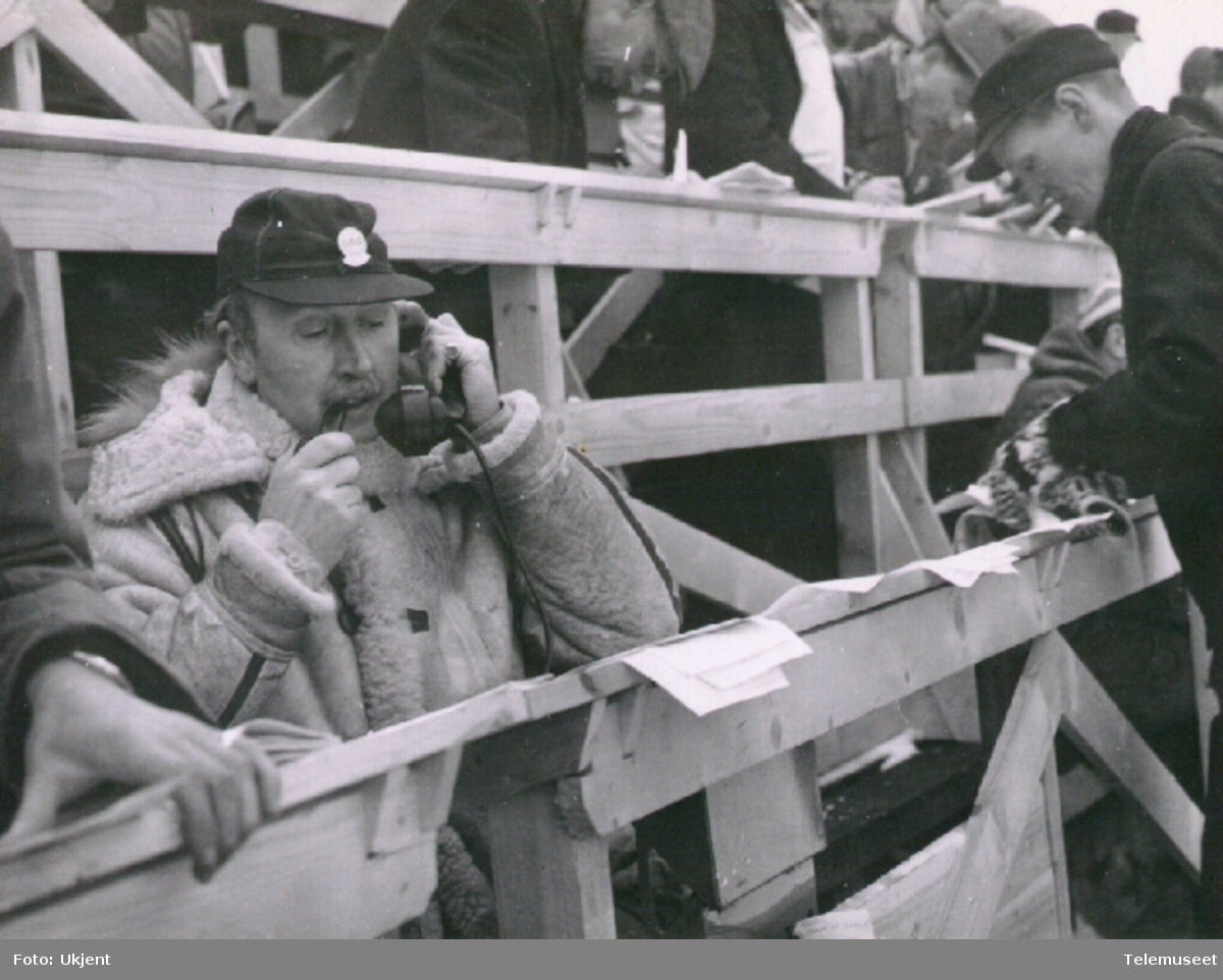 Olympiske leker 1952, telefonapparater, telefonkiosker 